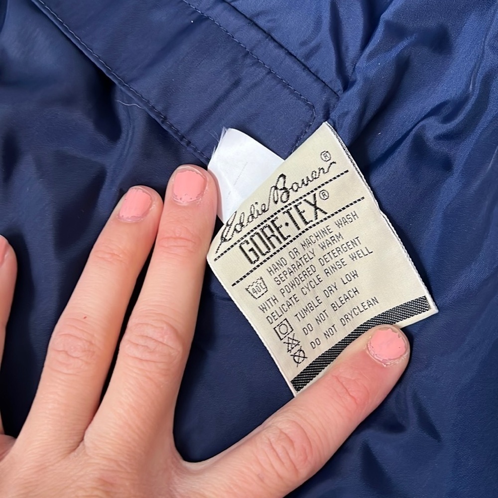 Eddie Bauer vintage women’s wind breaker - Picture 5 of 15